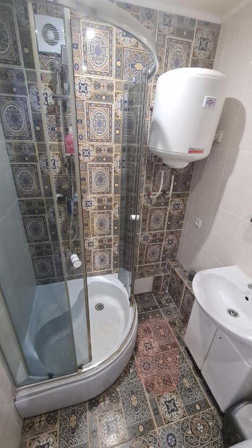 Apartaments On Vulytsia Heroiv Ato 32 Kryvyi Rih Exterior foto