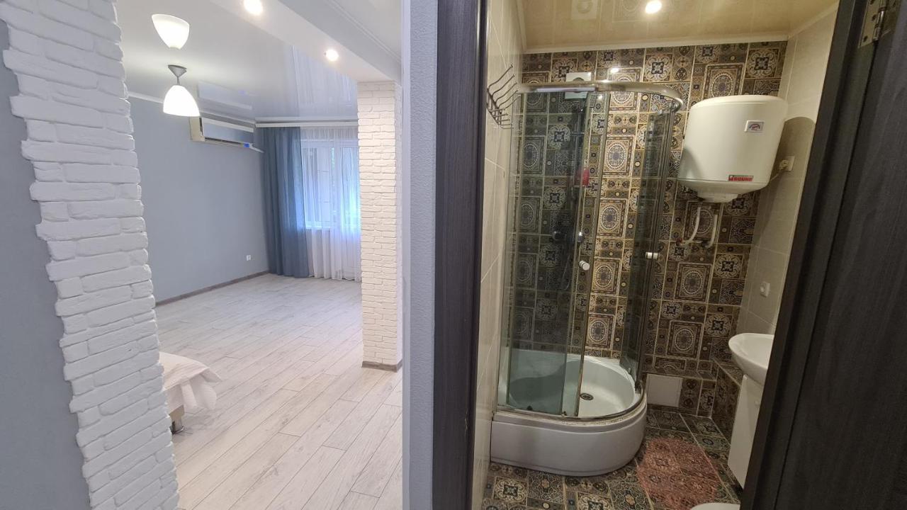 Apartaments On Vulytsia Heroiv Ato 32 Kryvyi Rih Exterior foto